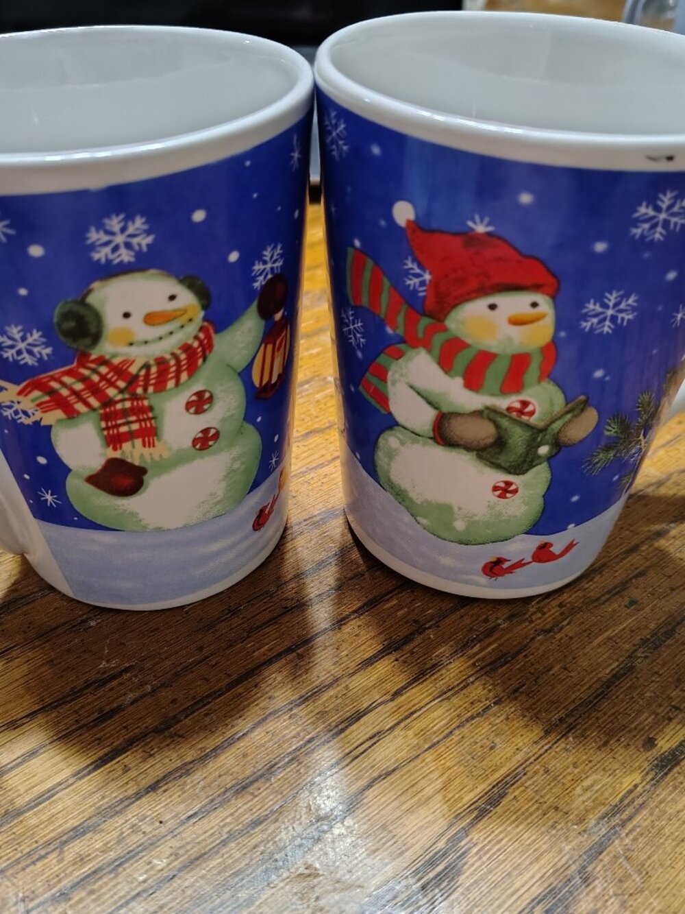 Two Christmas Themed Mugs "Frosty"